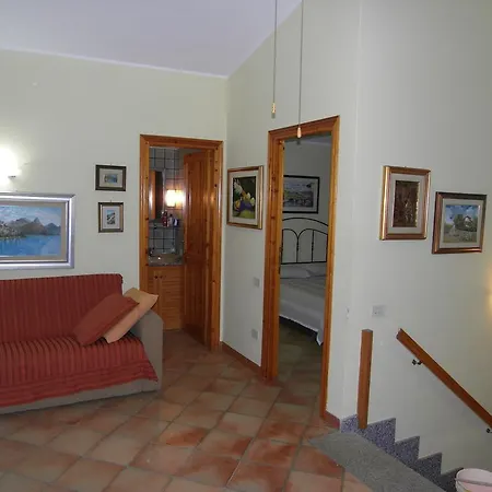 Casa de Férias Rose Solanas (Cagliari)